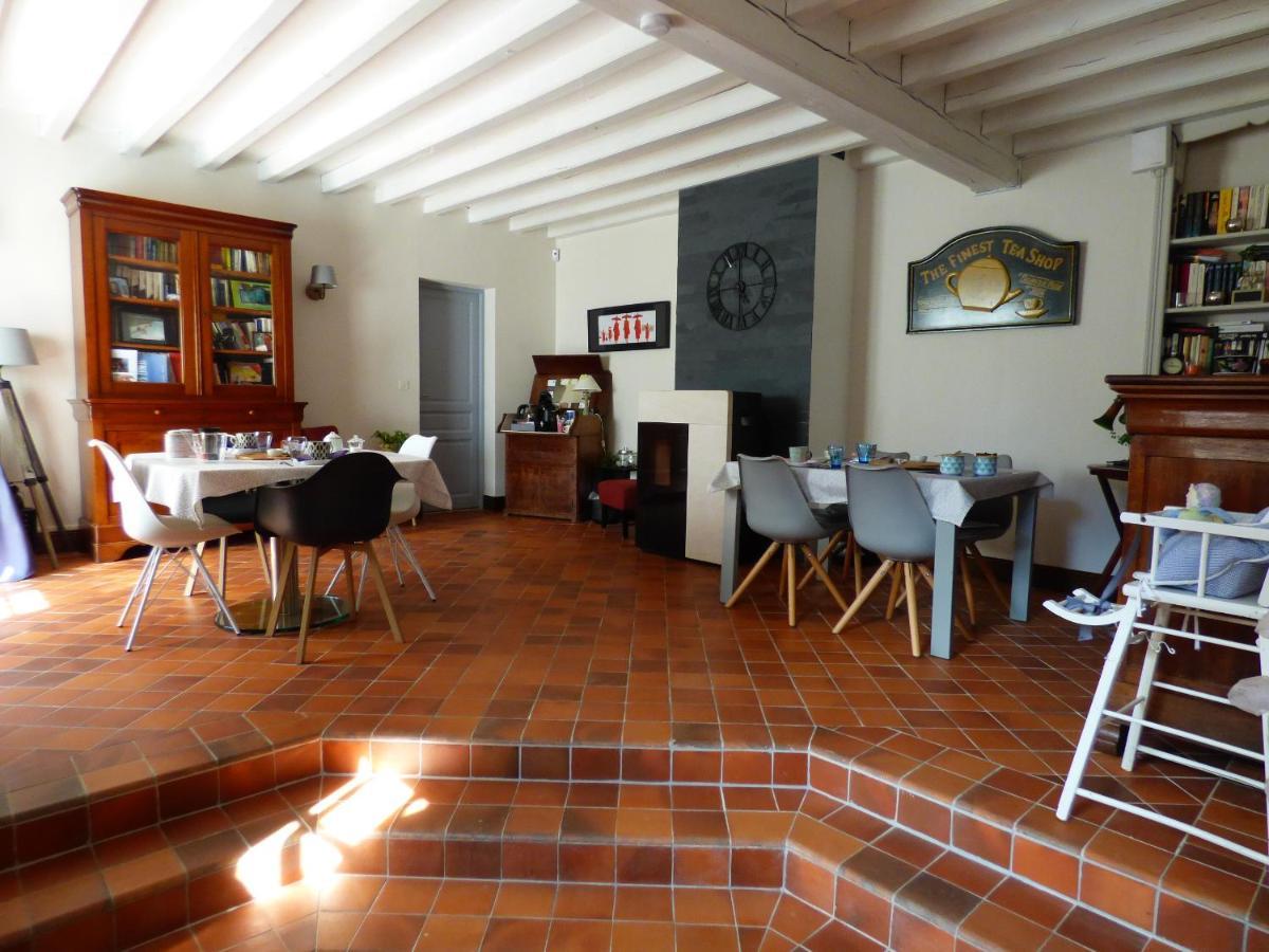 Chambres D'Hotes Les Muscaris Feins-en-Gatinais Exteriér fotografie